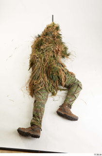 Photos Brandon Davis in Ghillie suit Pose aiming gun lying…